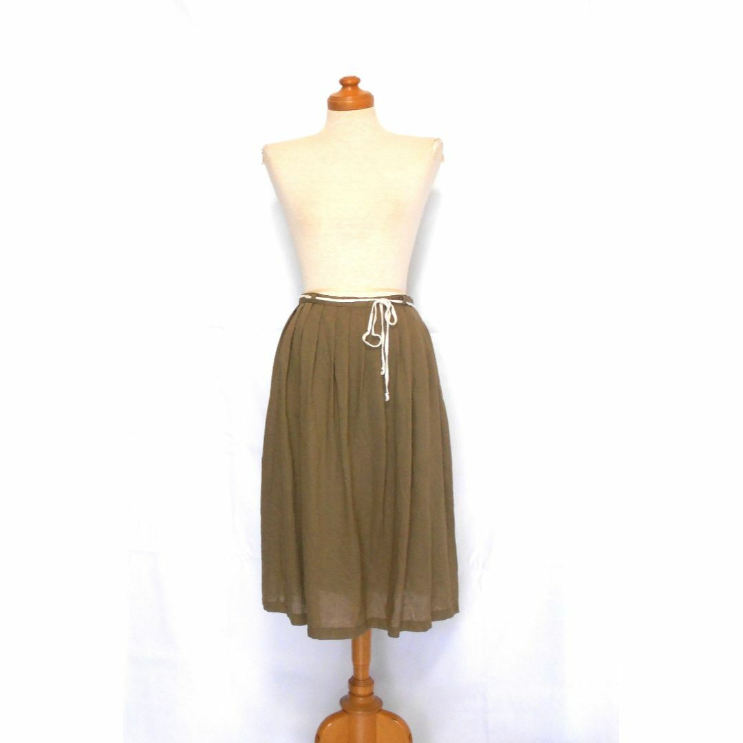 DO!FAMILY(ドゥファミリー)の送料無料！ ドゥファミリィ カーキ リネンブレンド フレアー スカート 日本製 レディースのスカート(ひざ丈スカート)の商品写真