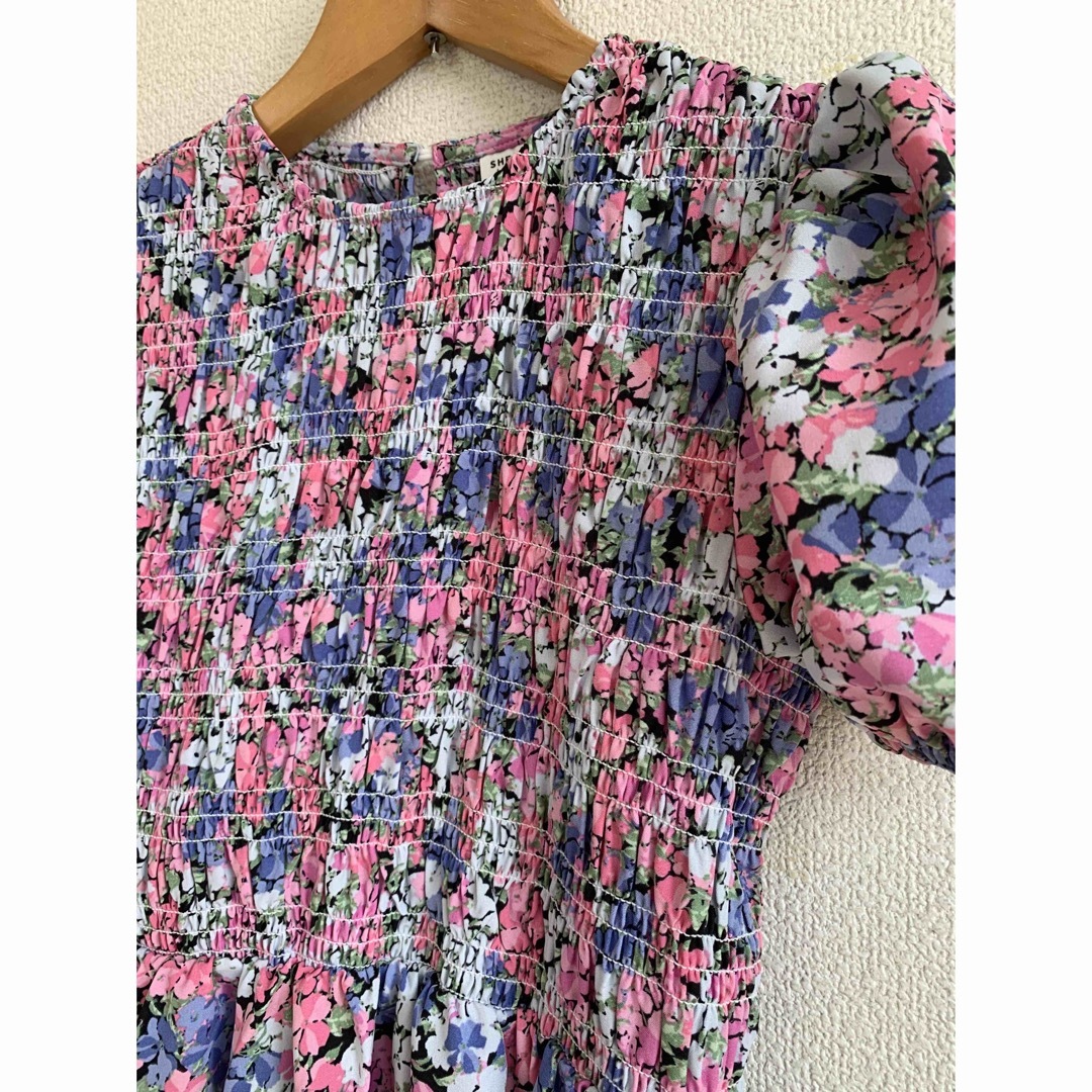 [新品未使用] 花柄ワンピース　ピンク　160cm キッズ/ベビー/マタニティのキッズ服女の子用(90cm~)(ワンピース)の商品写真