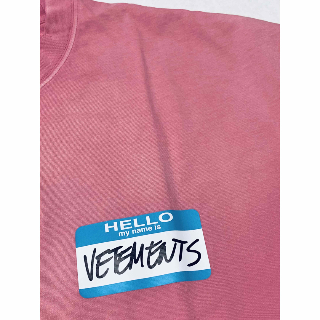 VETEMENTS(ヴェトモン)の新品《 VETEMENTS 》My Name Is Faded Tee S メンズのトップス(Tシャツ/カットソー(半袖/袖なし))の商品写真