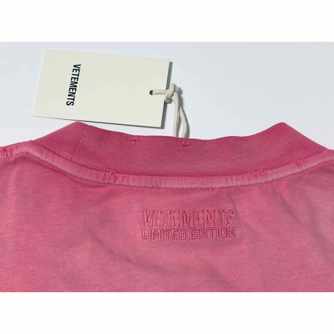 VETEMENTS(ヴェトモン)の新品《 VETEMENTS 》My Name Is Faded Tee S メンズのトップス(Tシャツ/カットソー(半袖/袖なし))の商品写真