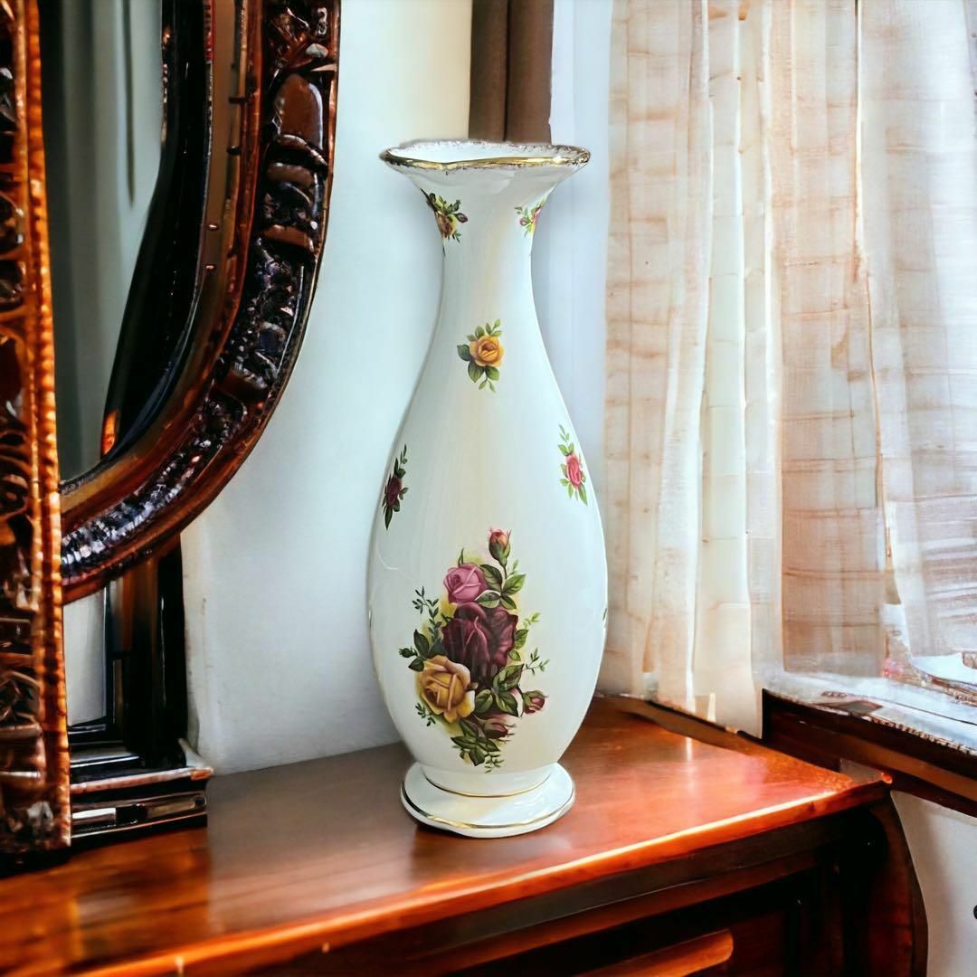 ROYAL ALBERT - 【現品限り】英国 ロイヤルアルバート フラワーベース