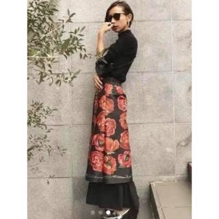 アメリヴィンテージ(Ameri VINTAGE)のAMERI ASHLEY FLOWER SKIRT(ロングスカート)