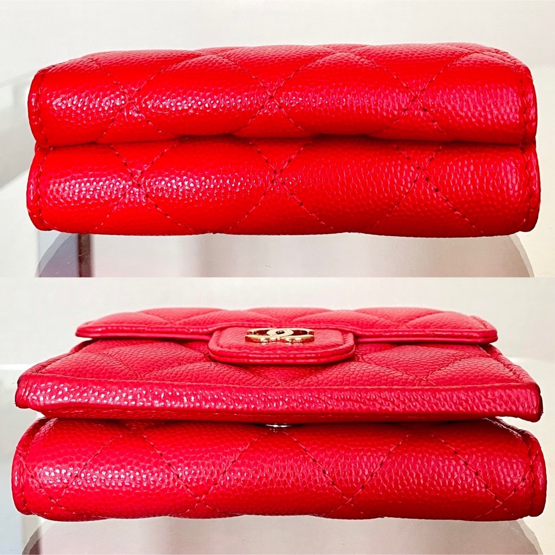 CHANEL(シャネル)の【CHANEL】クラシック スモール　フラップウォレットレッド キャビア 赤 レディースのファッション小物(財布)の商品写真