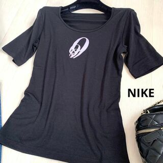 ナイキ(NIKE)のNIKE ナイキ　半袖　シャツ　スポーツ用品　スポーツウェア　ブラック　半袖(Tシャツ(半袖/袖なし))