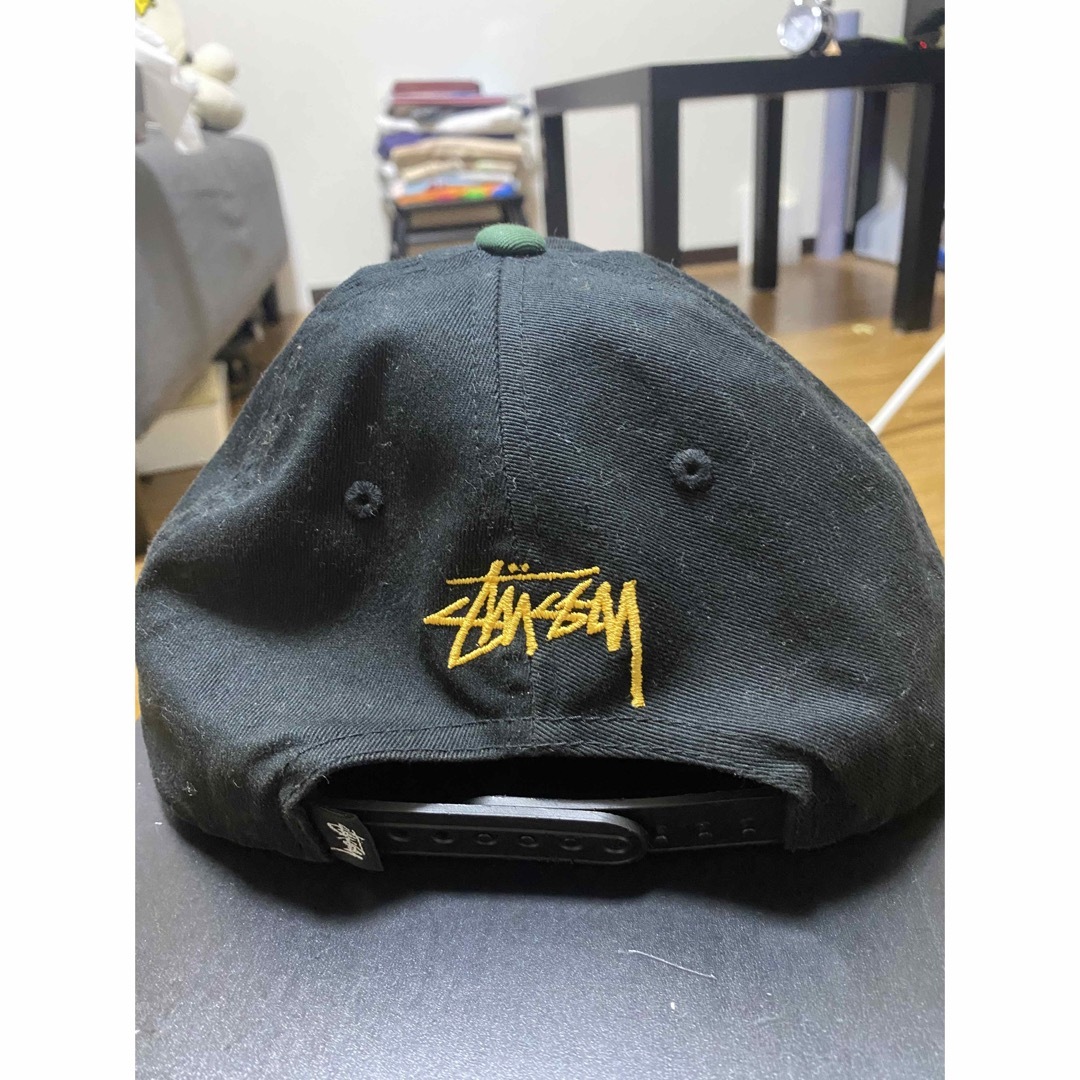 正月タイムセール❗️　【即完売品】old stussyステューシー2トーンキャップ