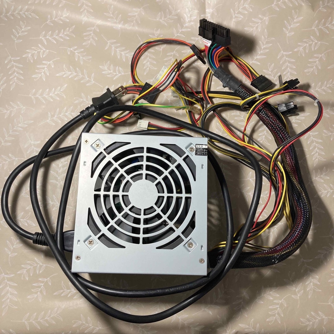 玄人志向　600W ATX電源ユニット