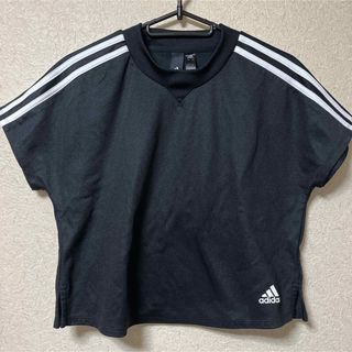 アディダス(adidas)のadidas 半袖(Tシャツ(半袖/袖なし))