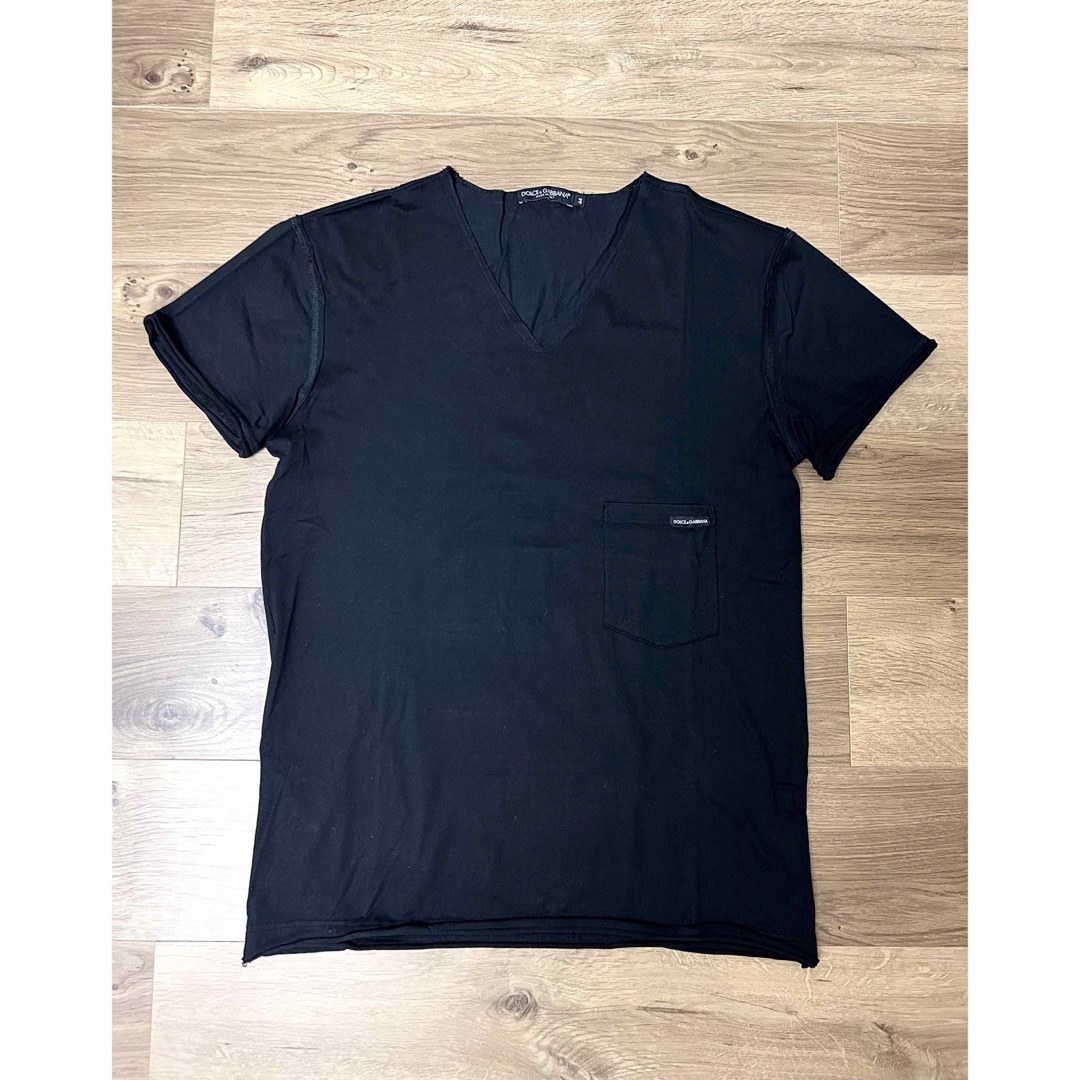 DOLCE&GABBANA(ドルチェアンドガッバーナ)のDOLCE&GABBANA ポケット付き V ネック T シャツ ブラック メンズのトップス(Tシャツ/カットソー(半袖/袖なし))の商品写真