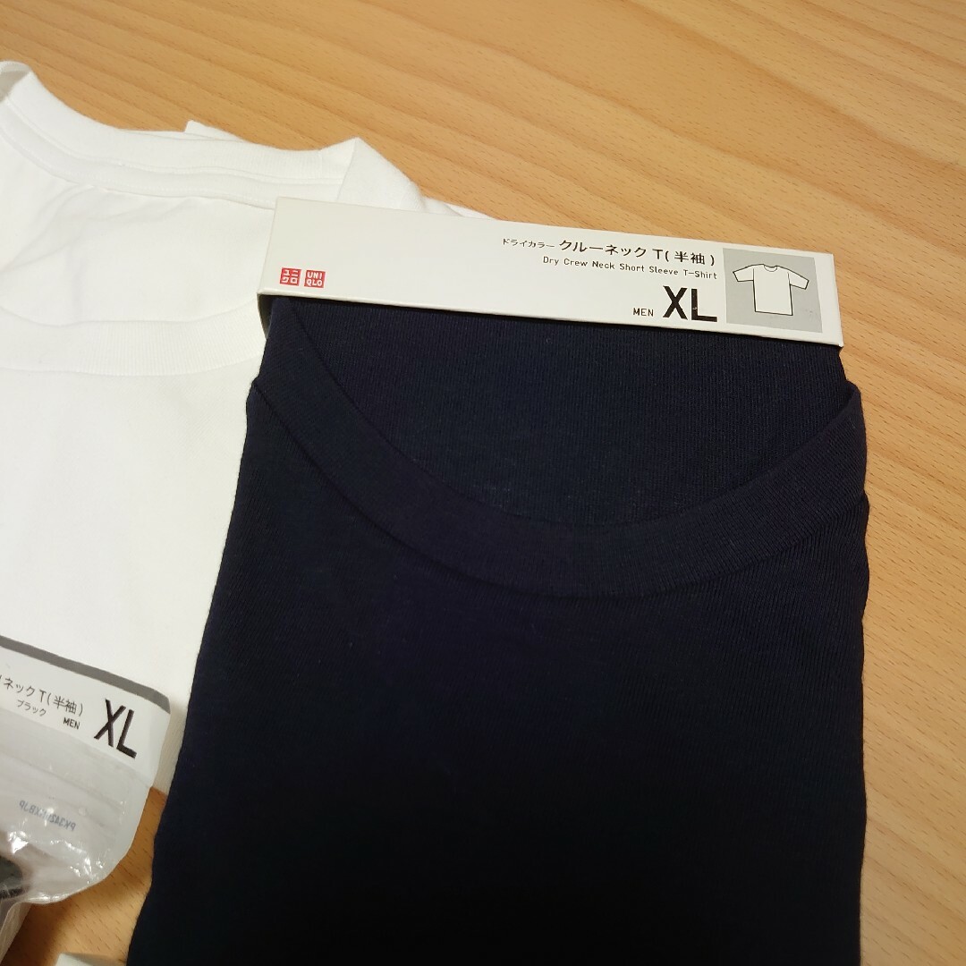 UNIQLO(ユニクロ)のユニクロ　XL　ドライクルーネックT　他　新品　4枚 レディースのトップス(Tシャツ(半袖/袖なし))の商品写真