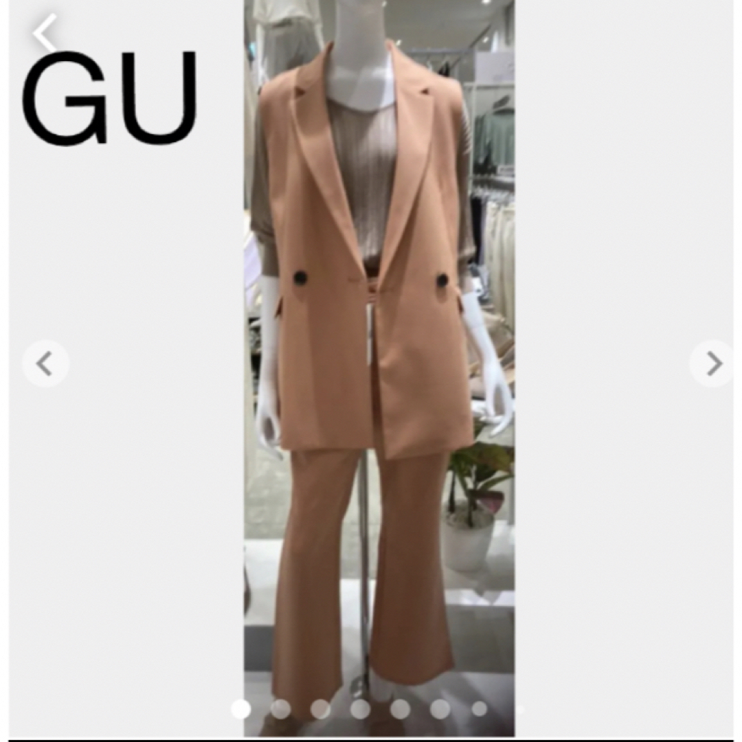 GU(ジーユー)の新品■GU テーラードダブルベスト& フレアパンツセットアップ レディースのトップス(ベスト/ジレ)の商品写真