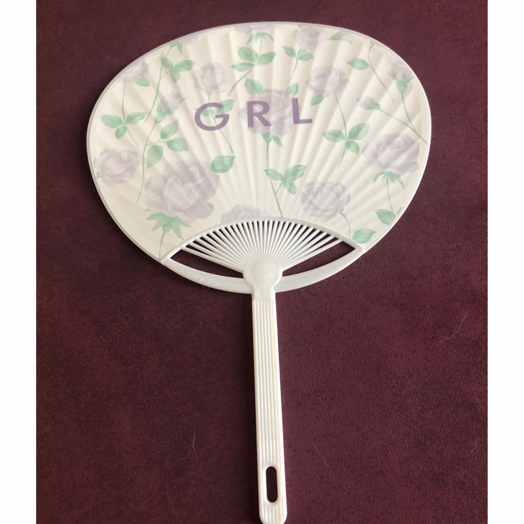 GRL(グレイル)のGRLグレイル浴衣　うちわ付き レディースの水着/浴衣(浴衣)の商品写真