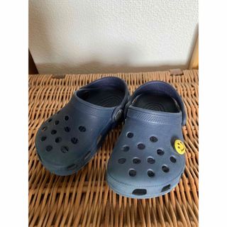 クロックス(crocs)のクロックスサンダル12cmネイビー(サンダル)