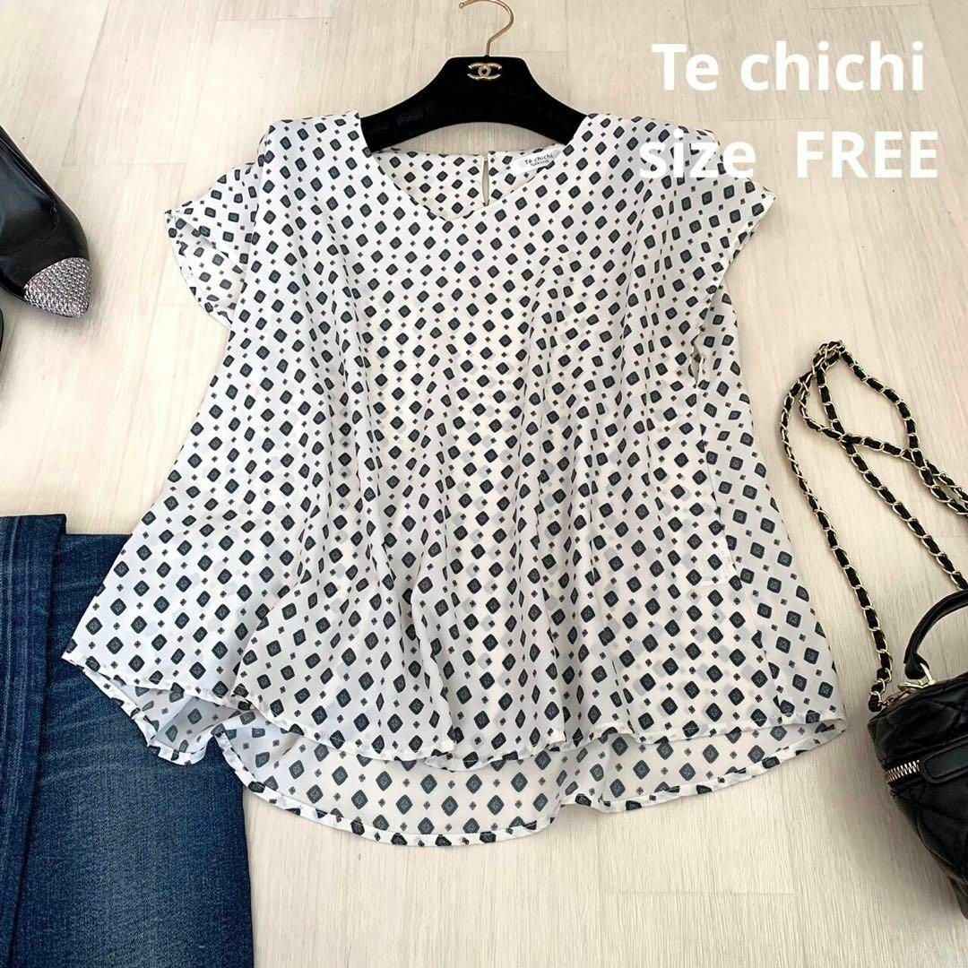 Techichi(テチチ)のTe chichi 総柄ブラウス　size FREE レディースのトップス(シャツ/ブラウス(半袖/袖なし))の商品写真