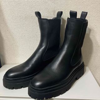 ザラ(ZARA)のZARA レザーブーツ(ブーツ)