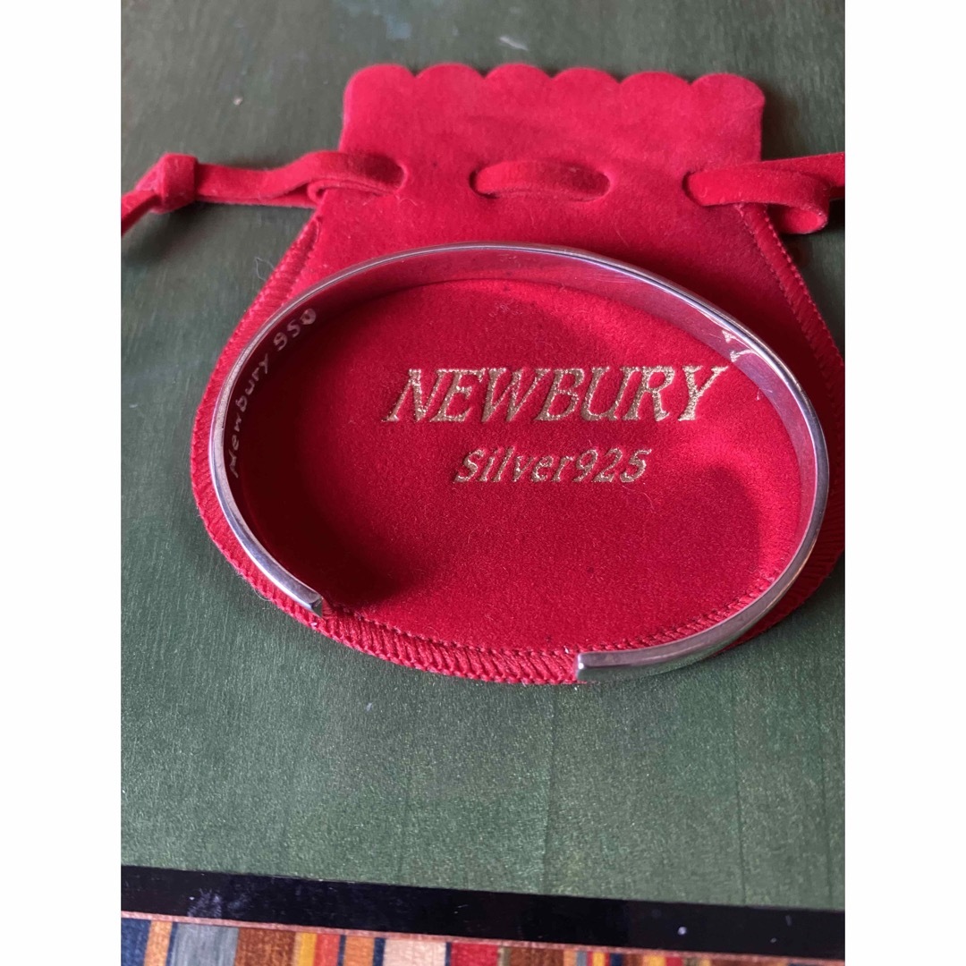 newbury  バングル　シルバー950 天然エメラルド 2