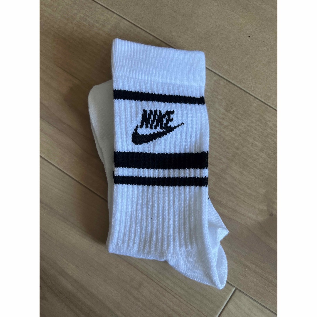 NIKE(ナイキ)のNIKE靴下 レディースのレッグウェア(ソックス)の商品写真