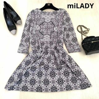 ミレディ(Milady)のmiLADY ミレディ　総柄ワンピース　ワンピース　ブラック　ホワイト　長袖(ひざ丈ワンピース)