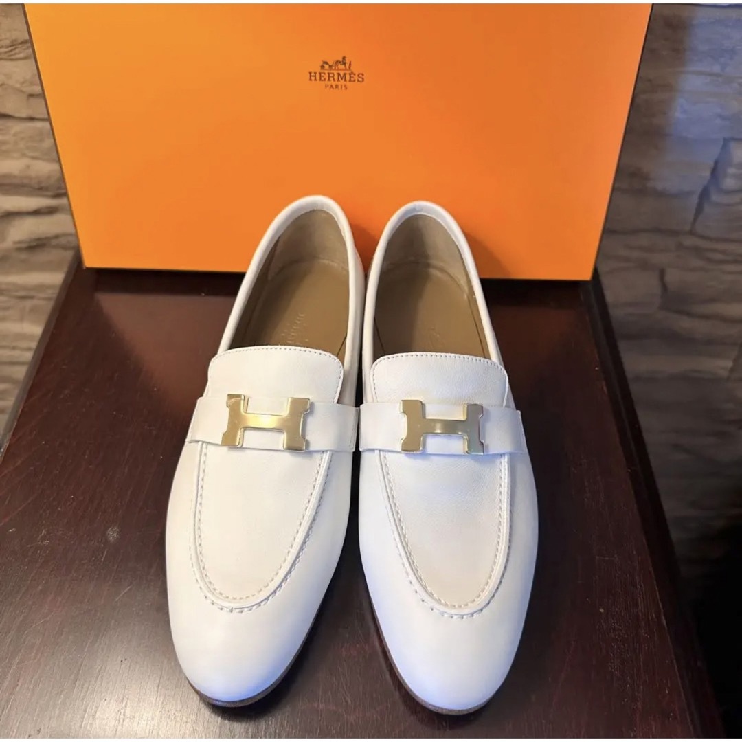 試着のみ✳︎エルメス HERMES　希少品　モカシン 《パリ》白 371/2