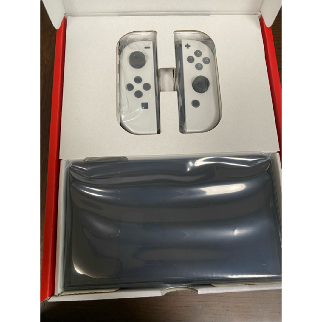 新品　任天堂スイッチ　有機EL 白　本体 2