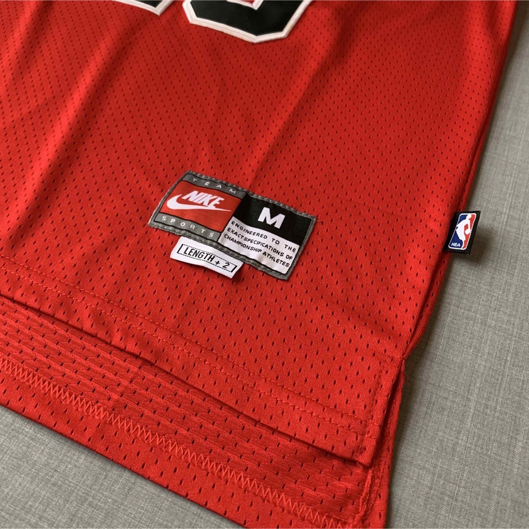 未使用タグ付き AIR JORDAN 黒タグ BULLS ゲームシャツ M