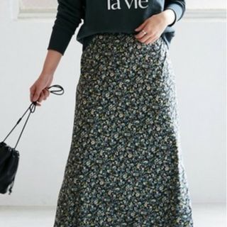 SLOBE IENA(ロングスカート)のフリマアイテム一覧 SLOBE IENA(ロングスカート)のフリマアイテム一覧