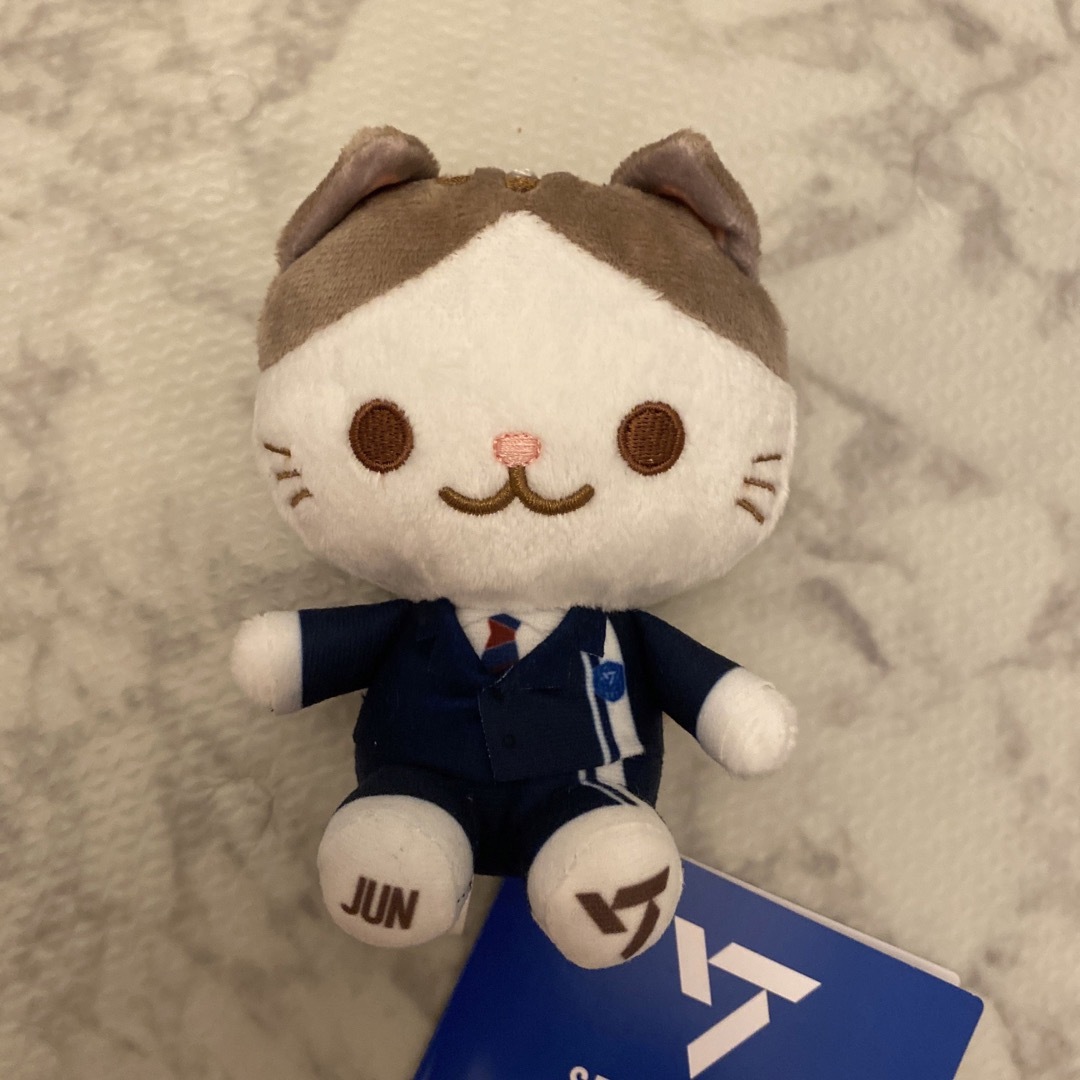 新品】SEVENTEEN セブチ猫ぬいぐるみ ジュンの通販 by Mist's 新品】SEVENTEEN セブチ猫ぬいぐるみ ジュンの通販 by Mist's