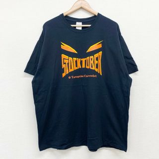 US古着 ギルダン GILDAN Tシャツ 半袖 STOCKTOBER プリント サイズ：メンズ 2XL ビッグサイズ ブラック×オレンジ【中古】(Tシャツ/カットソー(半袖/袖なし))