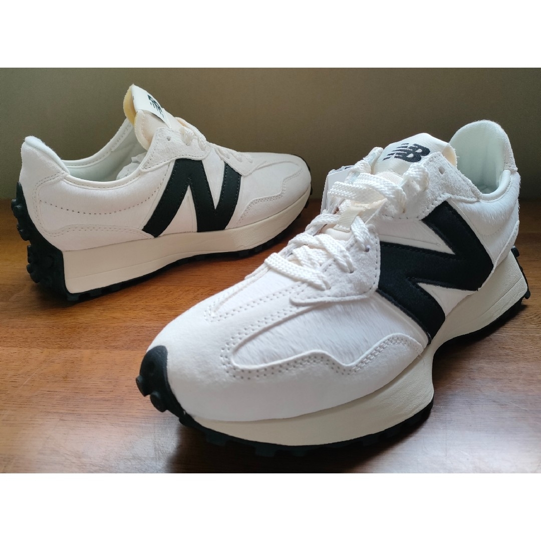 高評価新品New Balance ⑥超希少❤ニューバランス MS327SWB 25.5cm WHITEの通販 by  @Sugarvine｜ニューバランスならラクマスニーカー