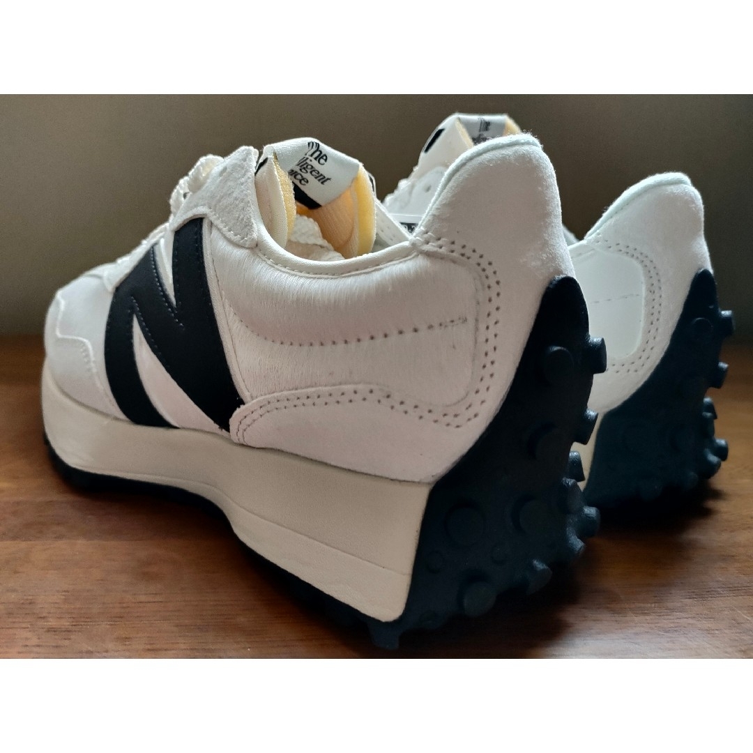 New Balance - ⑥超希少❤ニューバランス MS327SWB 25.5cm WHITEの通販