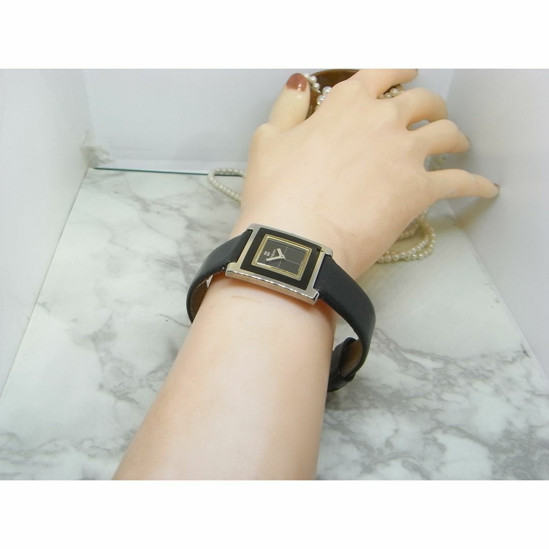 【電池交換済】Yves Saint Laurent 腕時計 バングル ブラック
