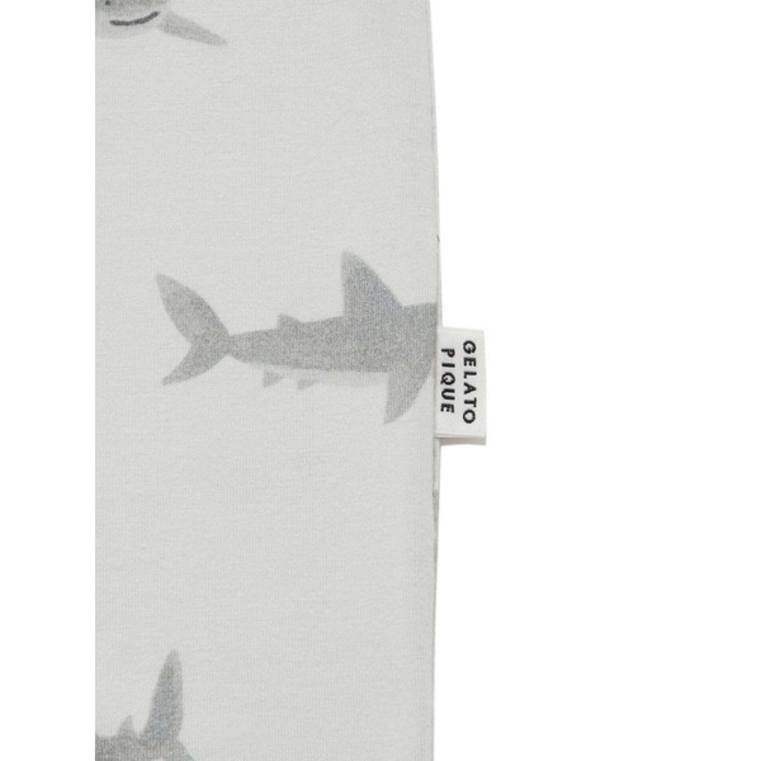 gelato pique(ジェラートピケ)のジェラートピケ  新生児 シャークモチーフ2wayオール　サメ　フィッシュ　 キッズ/ベビー/マタニティのベビー服(~85cm)(ロンパース)の商品写真