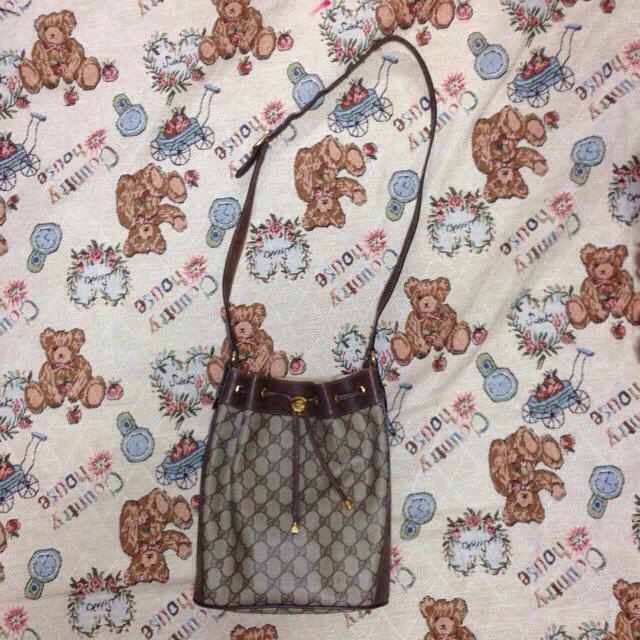 GUCCI - 取り置きなう GUCCI 肩掛けカバン