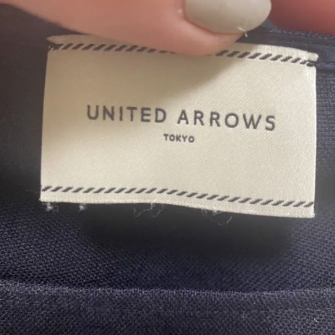 UNITED ARROWS(ユナイテッドアローズ)のフリルフレアースリーブ　トップス レディースのトップス(シャツ/ブラウス(半袖/袖なし))の商品写真