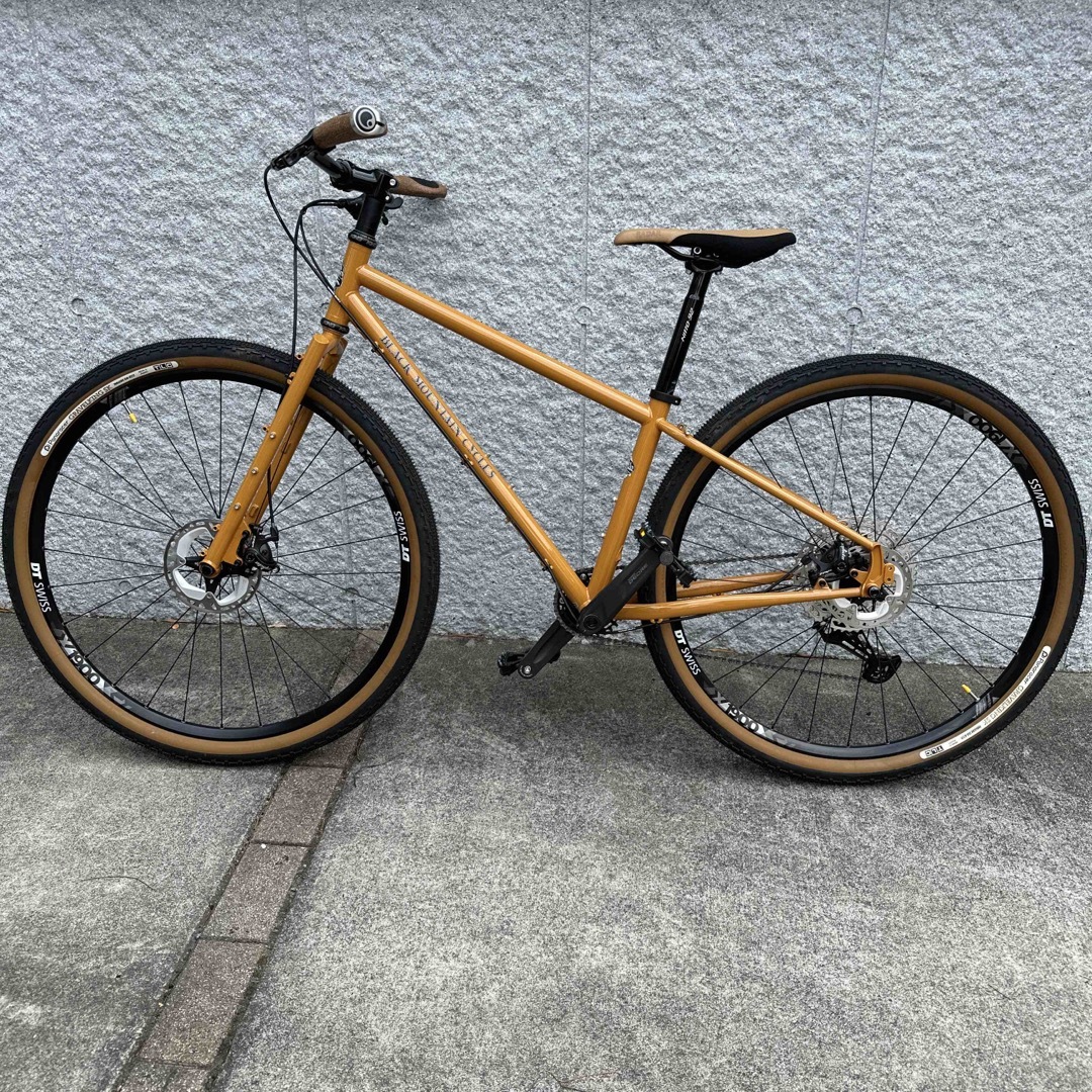 BLACK MOUNTAIN CYCLES La Cabra ピーナッツバター