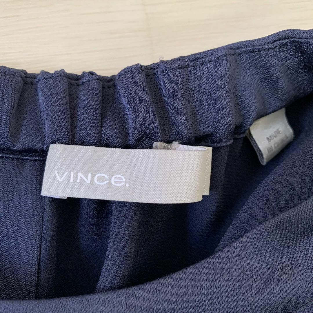 Vince(ビンス)のvince ビンス　ワンピース　ポケット付き　ネイビー　春服　秋服　冬服 レディースのワンピース(ひざ丈ワンピース)の商品写真