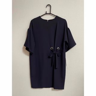 ザラ(ZARA)の【新品】ZARA ワンピース ウエストリボン XS ネイビー(ひざ丈ワンピース)