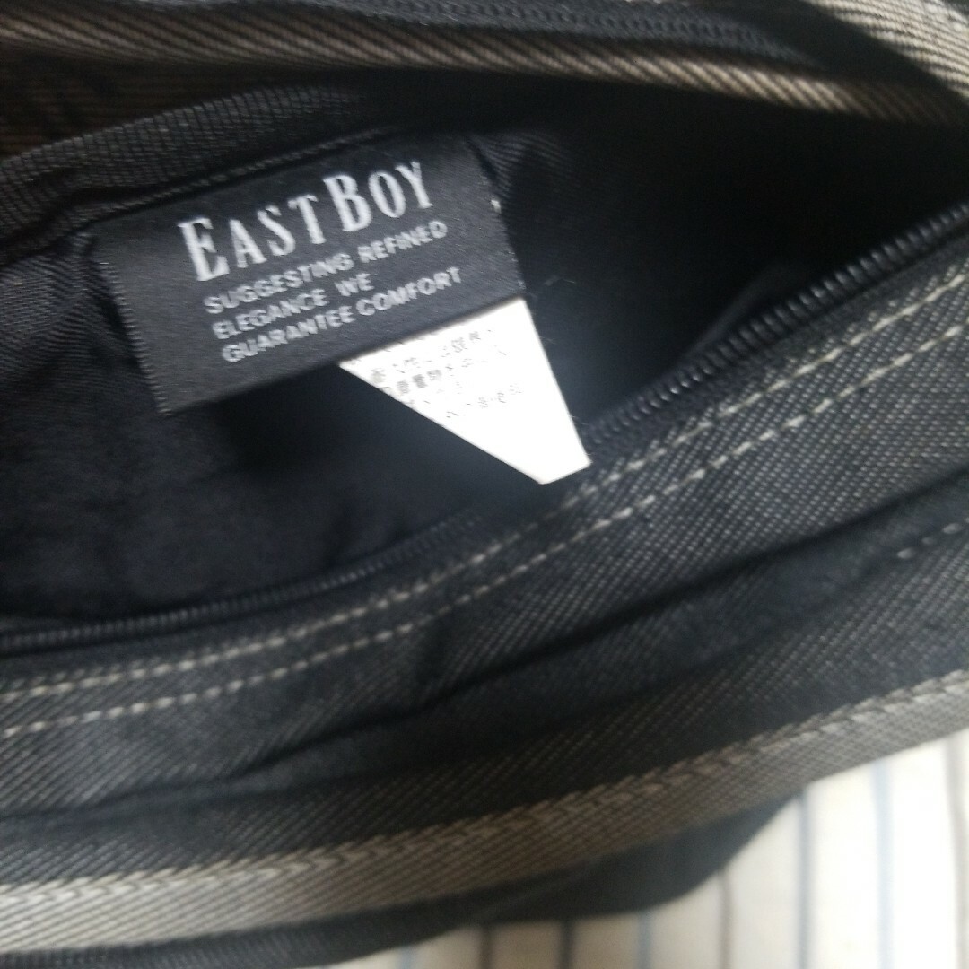 EASTBOY(イーストボーイ)のイーストボーイのウエストポーチ　ボディーバッグです メンズのバッグ(ボディーバッグ)の商品写真