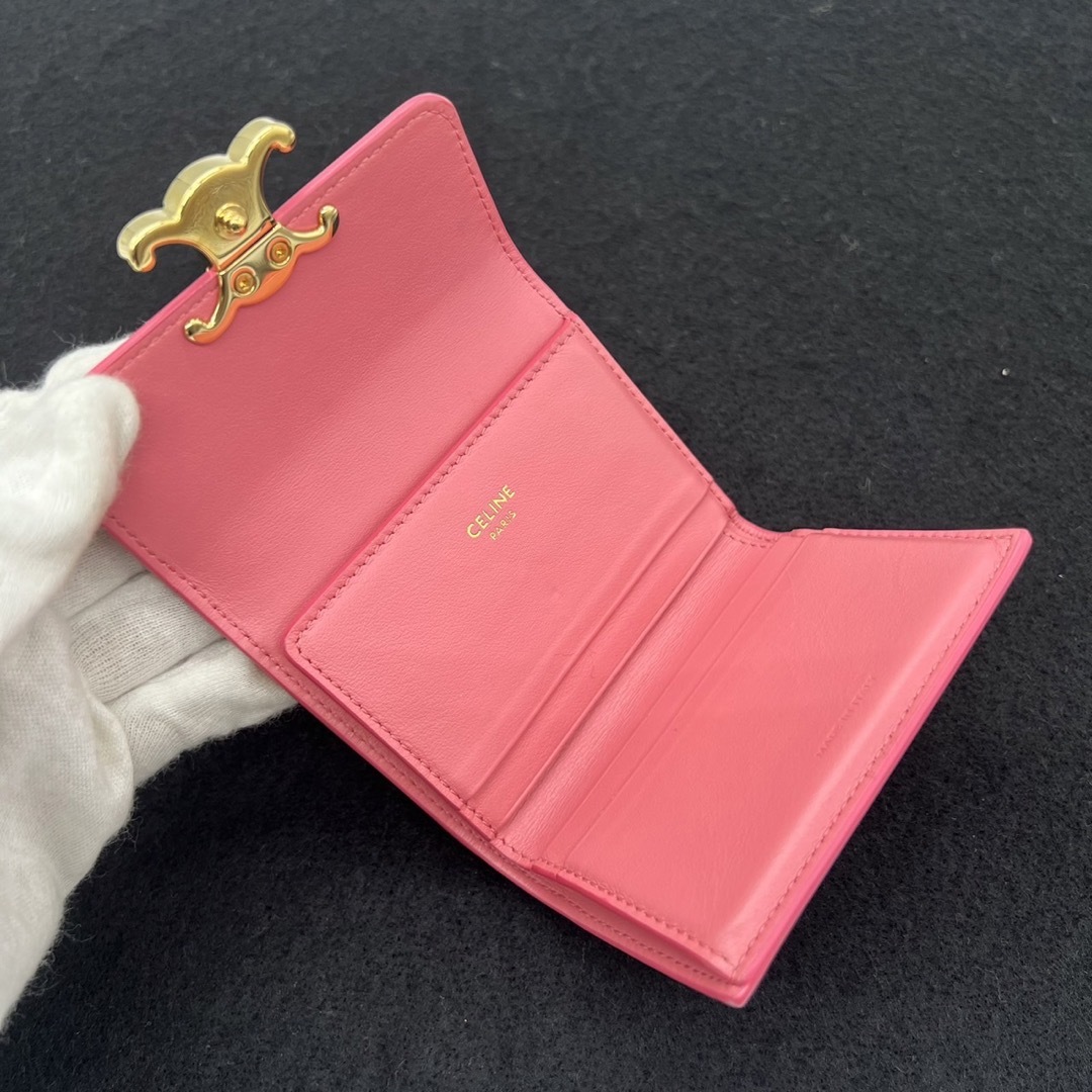 美品!セリーヌ カーフスキン トリオンフ 折り財布 ピンク