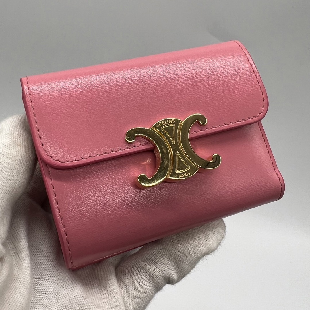 美品!セリーヌ カーフスキン トリオンフ 折り財布 ピンク