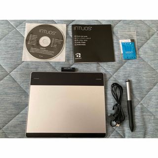 ワコム(Wacom)のワコム　板タブ　Wacom Intuos CTL-480/S0 マニュアル付き(PC周辺機器)