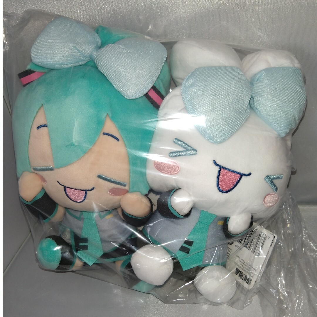 初音ミク ✕ シナモロール Mぬいぐるみ 2種セット | フリマアプリ ラクマ