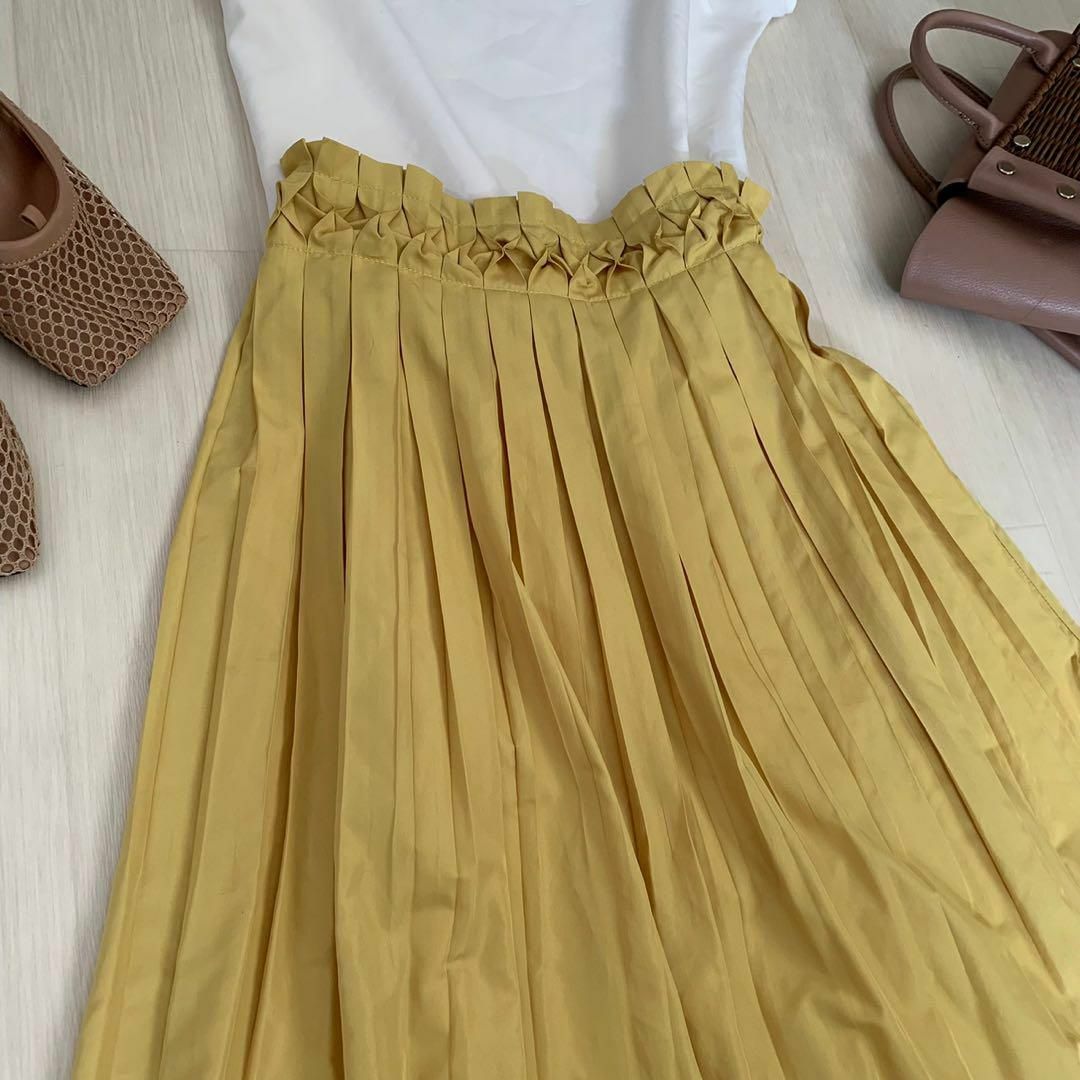 socolla(ソコラ)のsocolla ソコラ　プリーツスカート　フレアスカート　ロングスカート　黄色 レディースのスカート(ロングスカート)の商品写真