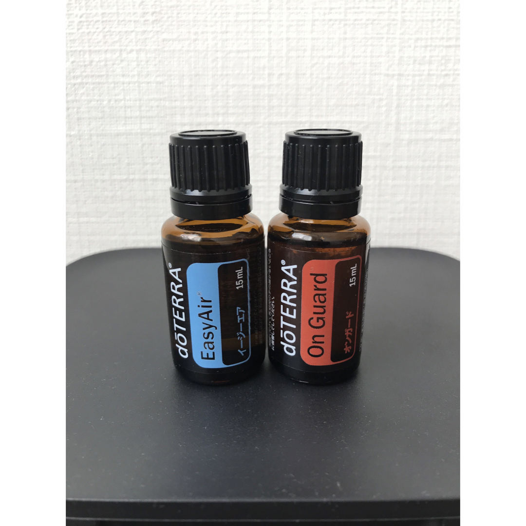 doTERRA(ドテラ)のイノ様【新品未使用品】doTERRA オンガード15ml&イージーエア15ml コスメ/美容のリラクゼーション(エッセンシャルオイル（精油）)の商品写真