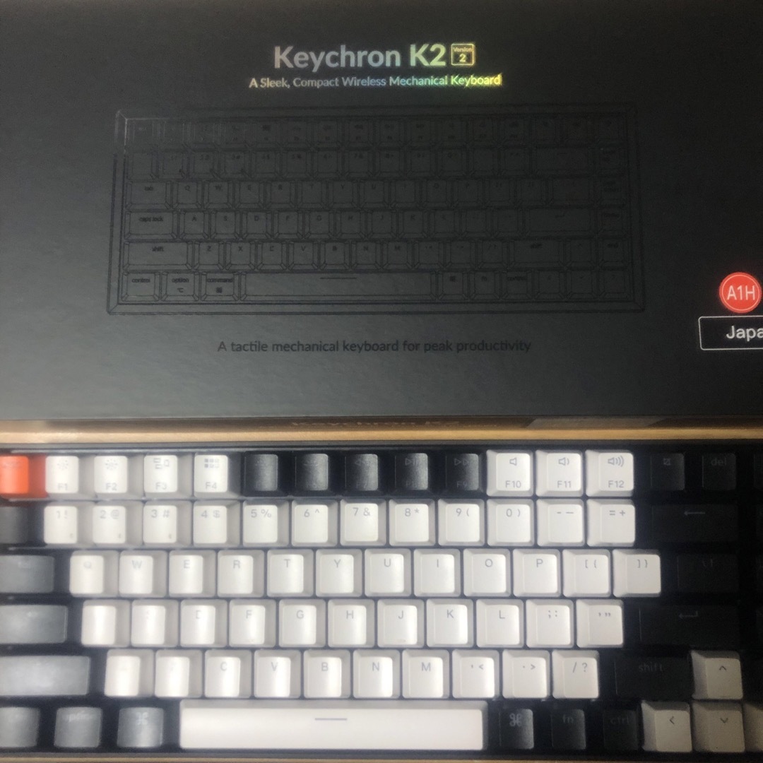 PC周辺機器Keychron K2 赤軸 ホットスワップ メカニカルキーボード
