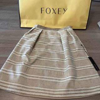 フォクシー(FOXEY)のFOXEY 新品未使用スカート(ひざ丈スカート)