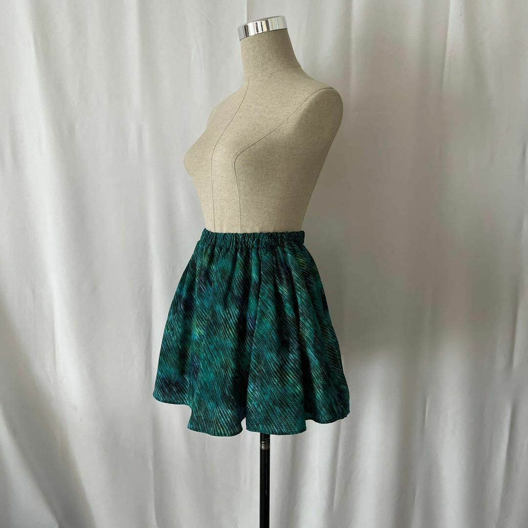 SNIDEL(スナイデル)のsnidel スナイデル　フレアスカート　総柄スカート　Fサイズ　グリーン レディースのスカート(ミニスカート)の商品写真