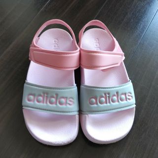 アディダス(adidas)のadidas☆18cmサンダル☆女児(サンダル)