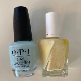 オーピーアイ(OPI)のOPIとESSIEのネイルカラー(マニキュア)