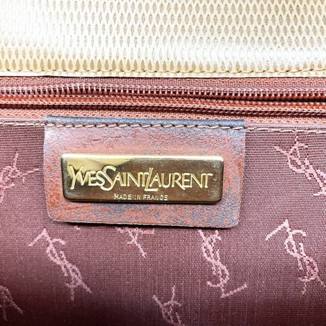 YVES SAINT LAURENT ロゴ プレート 型押し 台形 ヴィンテージ ショルダーバッグ