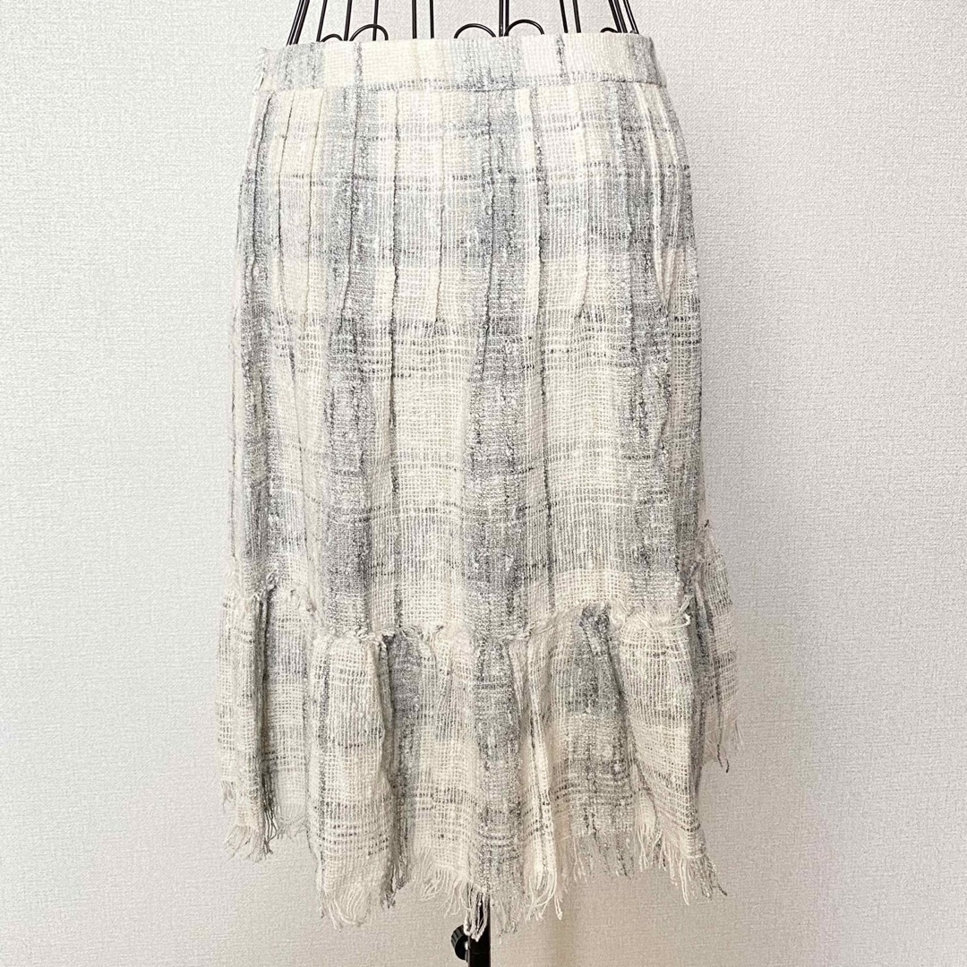 Harrods(ハロッズ)のHarrods ハロッズ 定価5万円　ティアード　フリンジスカート  レディースのスカート(ひざ丈スカート)の商品写真